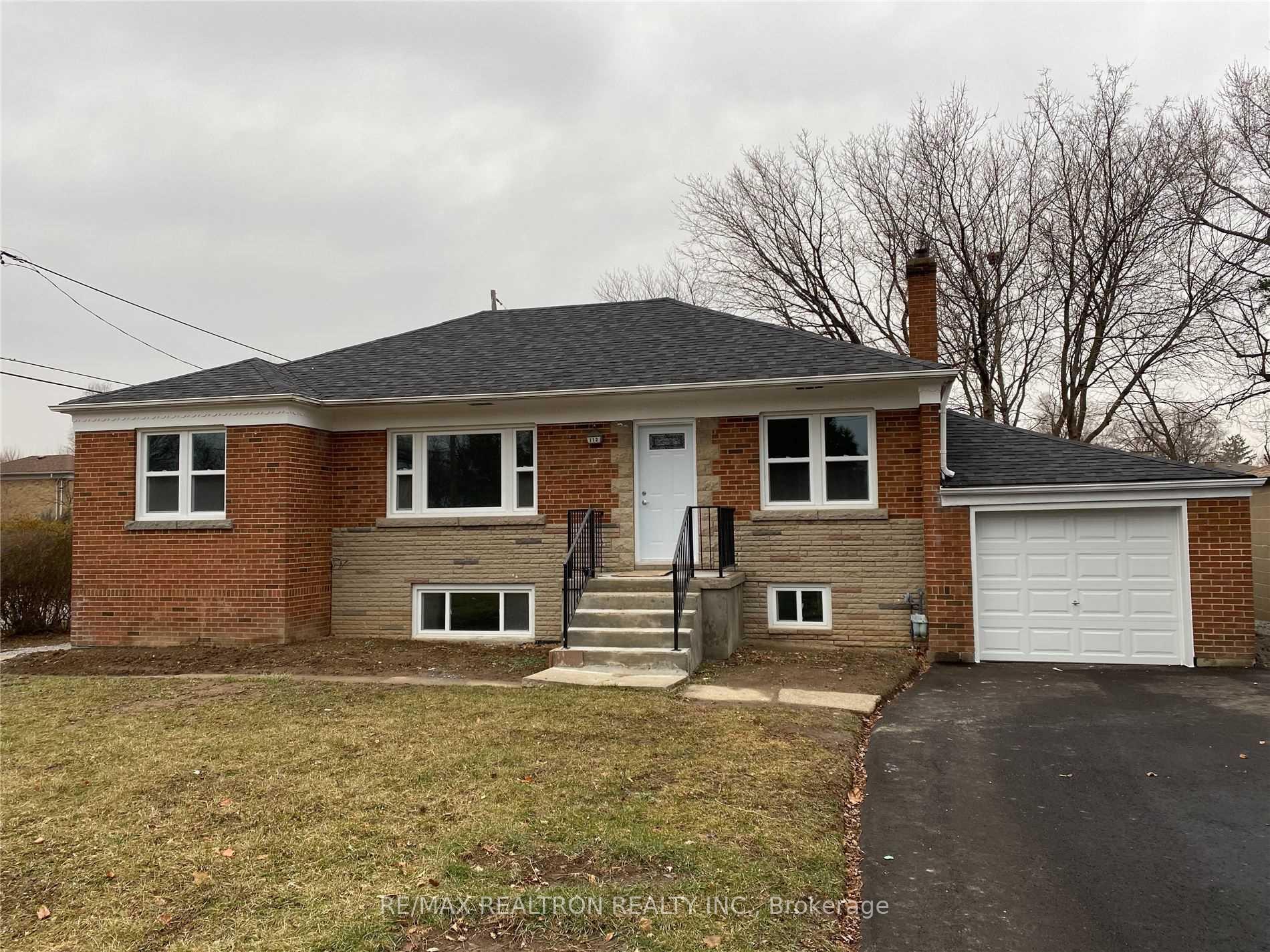 112 Clanton Park Rd, Toronto, ON M3H2E3 | 3 Bedroom 3 Bathroom Detached House | Image 3
