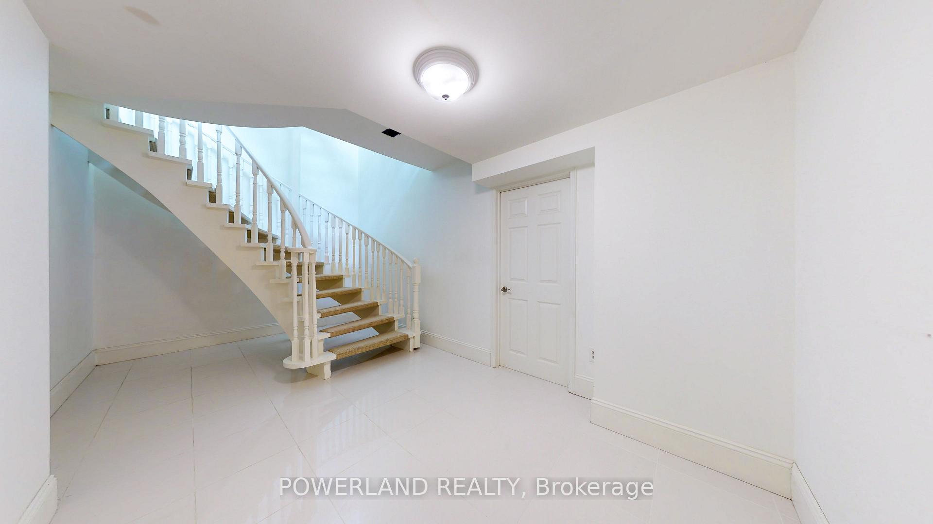 42 Garnier Crt N, Toronto, ON M2M4C9 | 4 Bedroom 3 Bathroom Detached House | Image 38