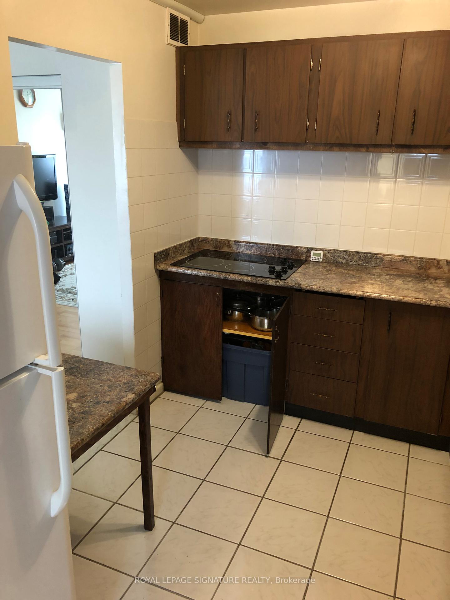 #908 - 735 Don Mills Rd, Toronto, ON M3C1S9 | 1 Bedroom 1 Bathroom Condo Apt | Image 14