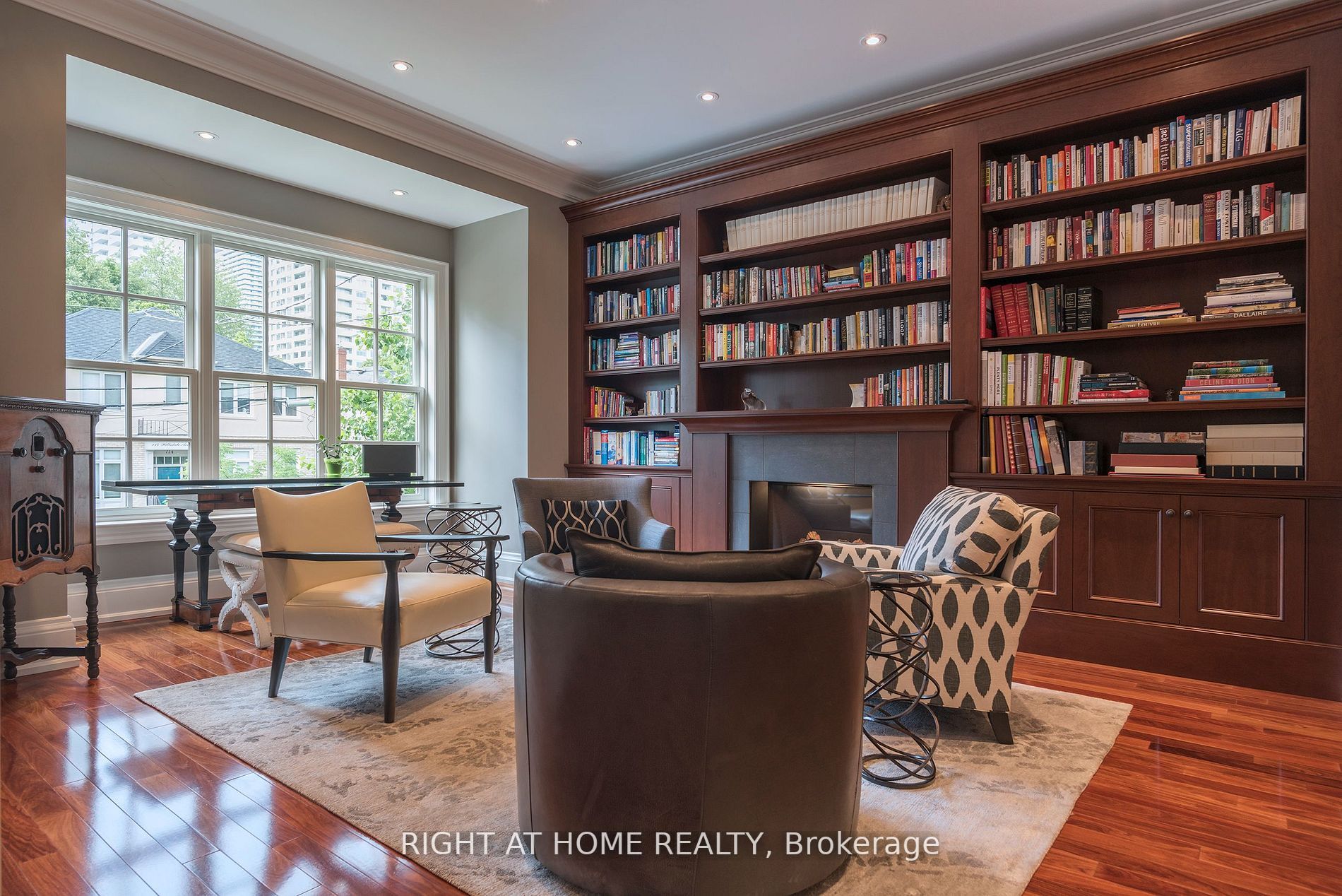 111 Hillsdale Ave E, Toronto, ON M4S1T4 | 3 Bedroom 4 Bathroom Detached House | Image 23