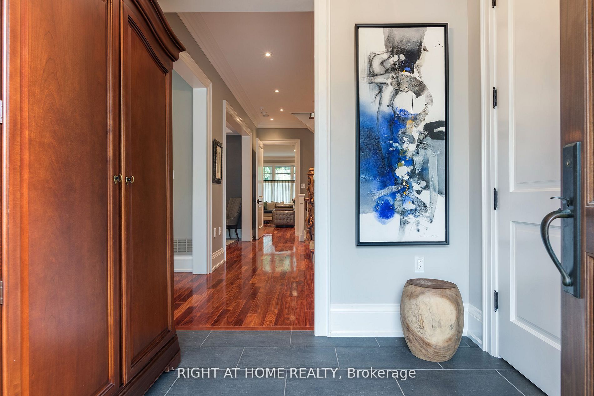 111 Hillsdale Ave E, Toronto, ON M4S1T4 | 3 Bedroom 4 Bathroom Detached House | Image 32