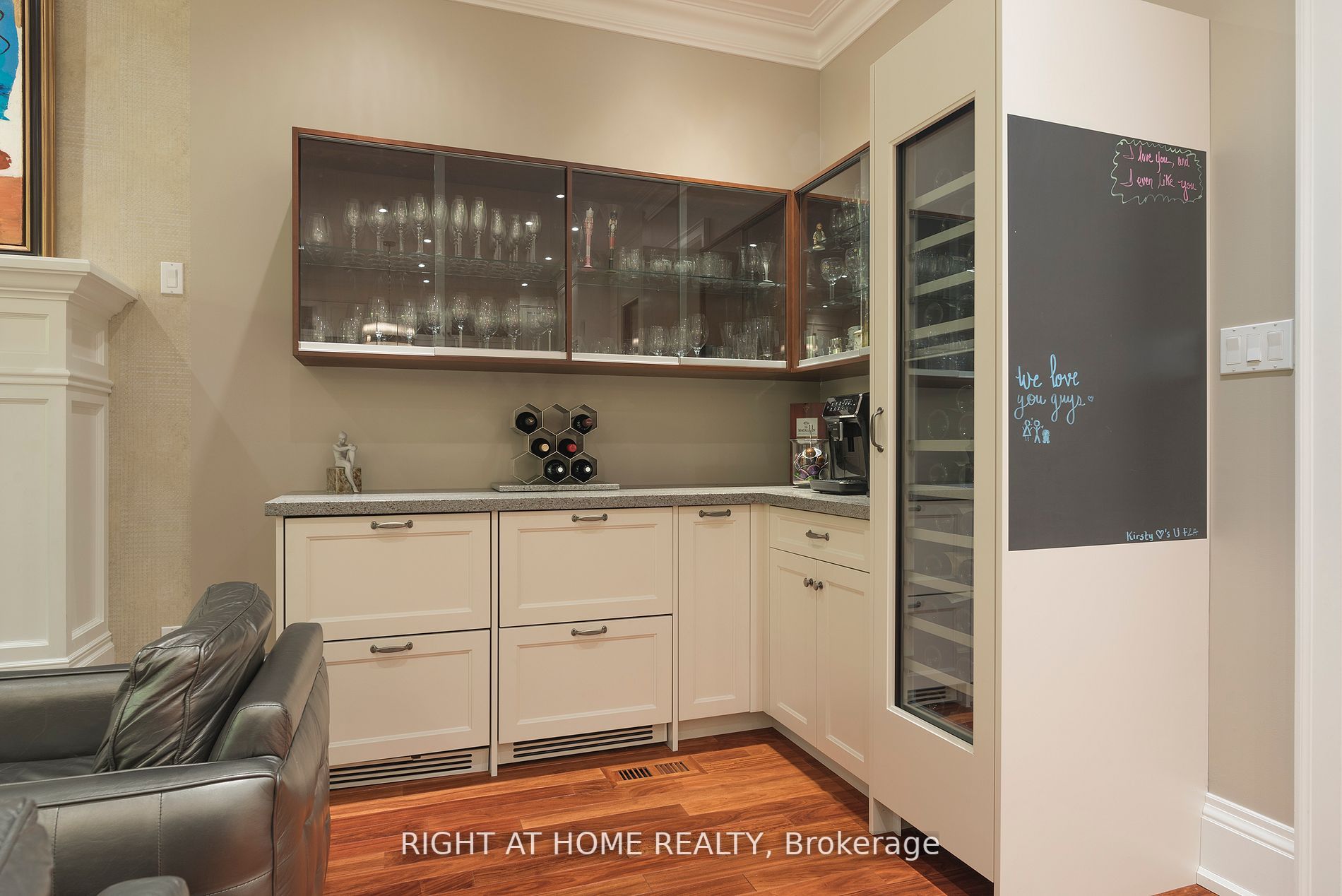 111 Hillsdale Ave E, Toronto, ON M4S1T4 | 3 Bedroom 4 Bathroom Detached House | Image 37