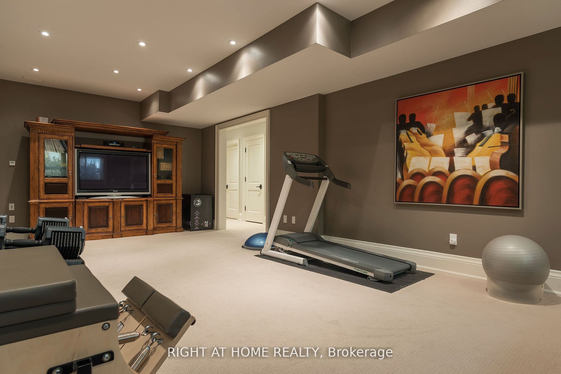 111 Hillsdale Ave E, Toronto, ON M4S1T4 | 3 Bedroom 4 Bathroom Detached House | Image 5