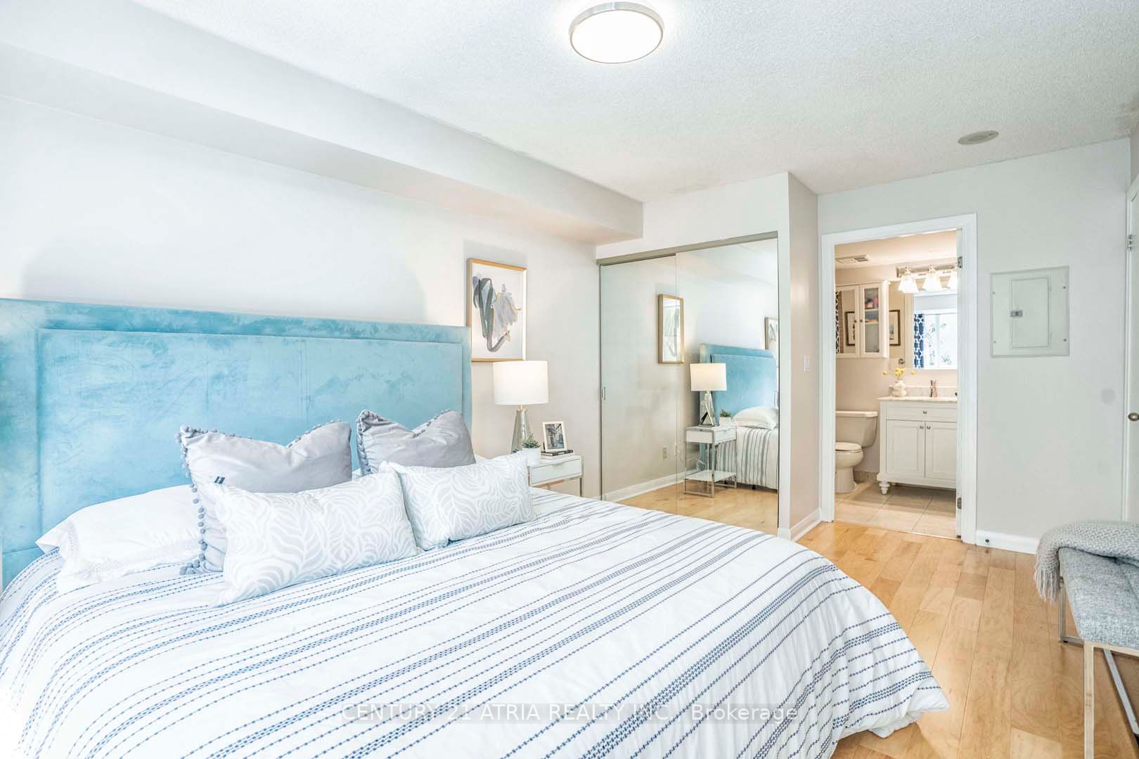 #306 - 18 Beverley St, Toronto, ON M5T3L2 | 2 Bedroom 2 Bathroom Condo Apt | Image 16