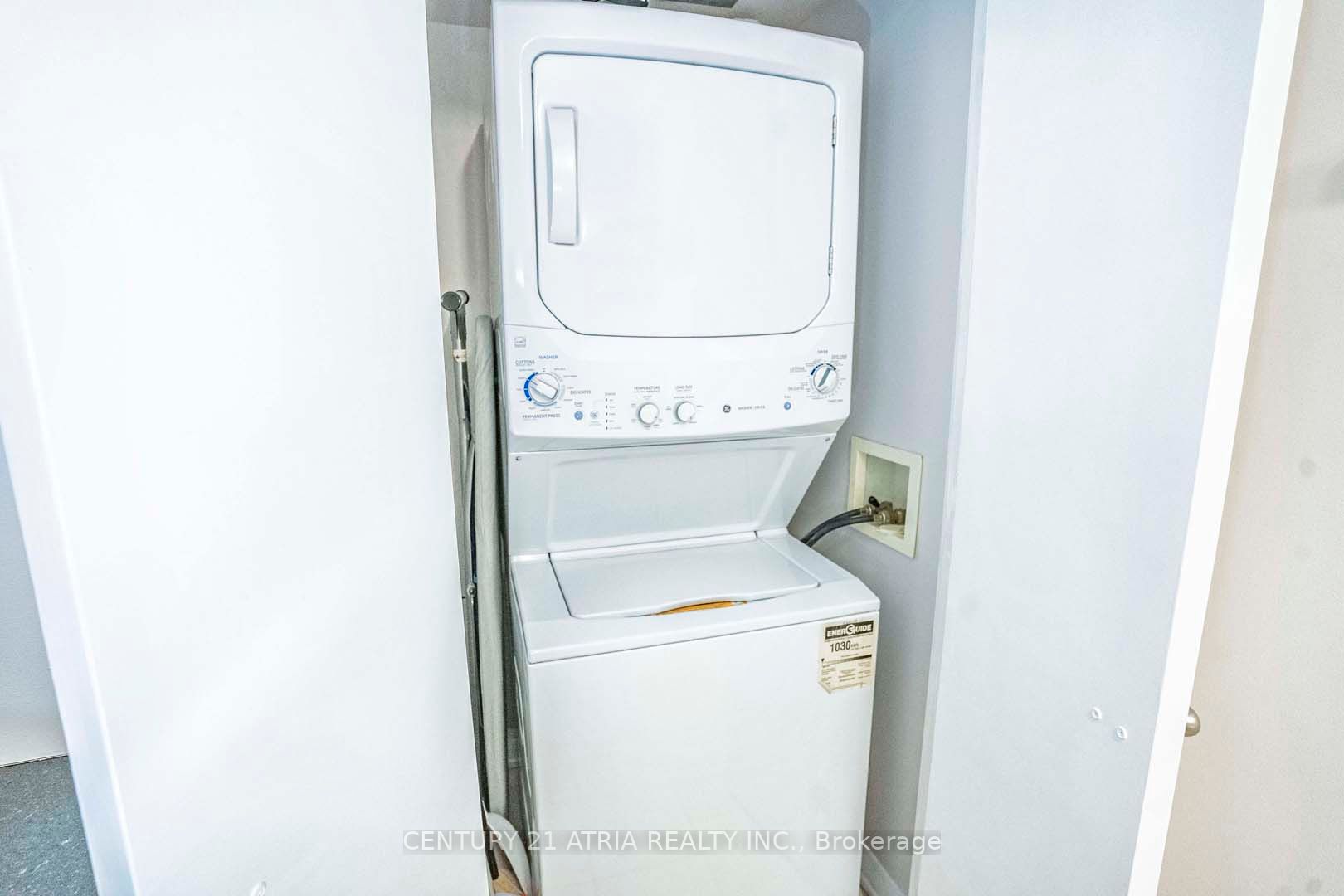 #306 - 18 Beverley St, Toronto, ON M5T3L2 | 2 Bedroom 2 Bathroom Condo Apt | Image 21