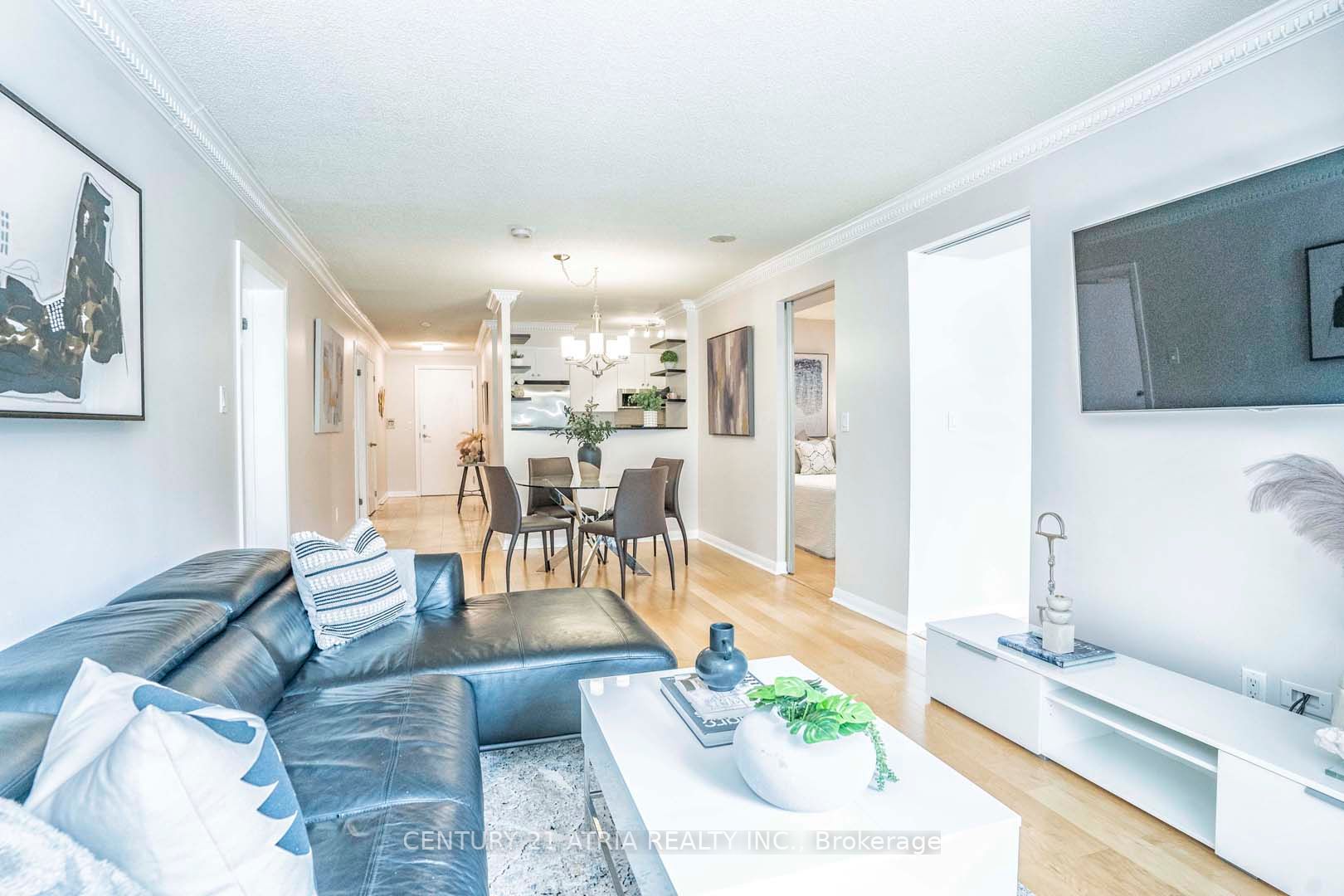 #306 - 18 Beverley St, Toronto, ON M5T3L2 | 2 Bedroom 2 Bathroom Condo Apt | Image 8