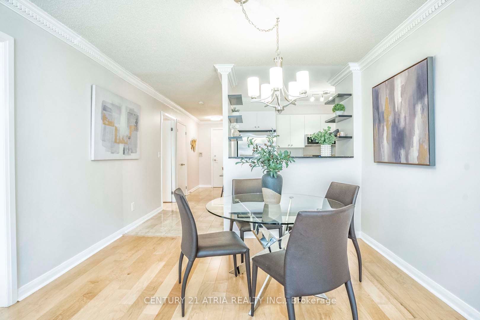 #306 - 18 Beverley St, Toronto, ON M5T3L2 | 2 Bedroom 2 Bathroom Condo Apt | Image 9