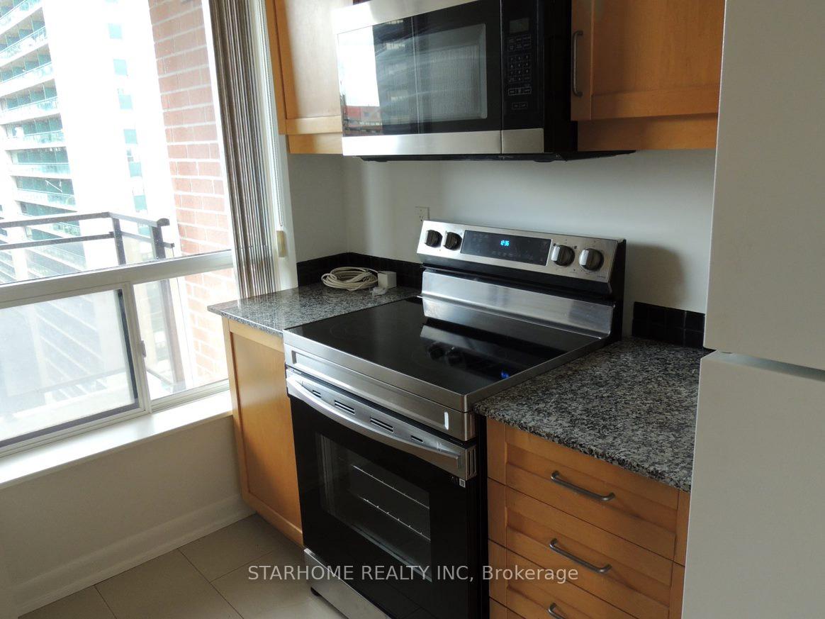 #1808 - 33 Sheppard Ave E, Toronto, ON M2N7K1 | 2 Bedroom 2 Bathroom Condo Apt | Image 3