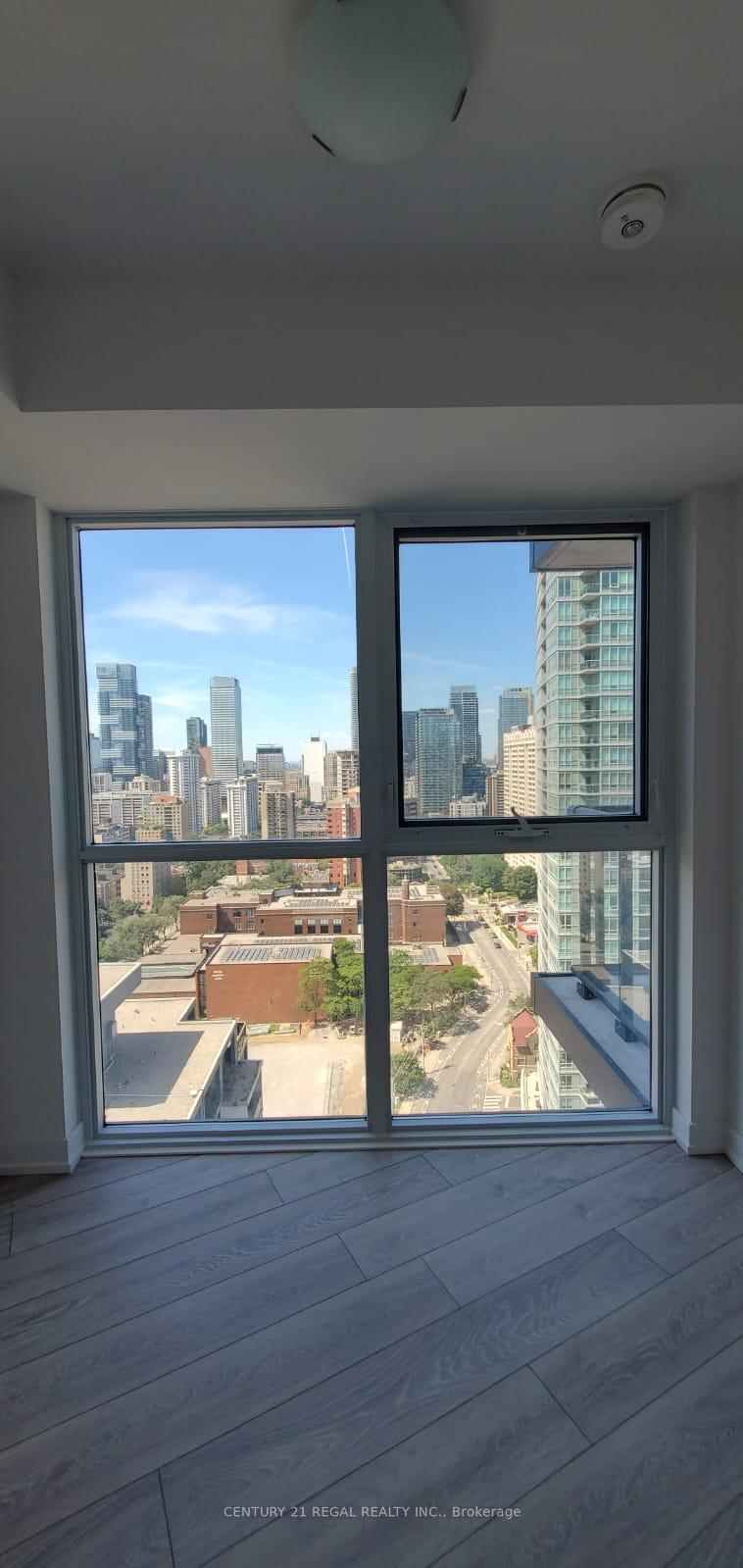 #2009 - 159 Wellesley St E, Toronto, ON M4Y0H5 | 1 Bedroom 1 Bathroom Condo Apt | Image 8