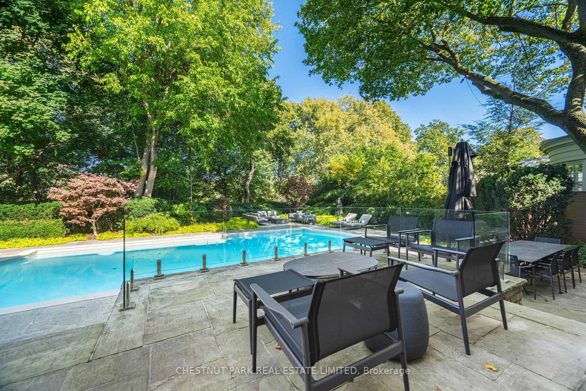 82 Chestnut Park Rd, Toronto, ON M4W2R3 | 4 Bedroom 6 Bathroom Detached House | Image 27