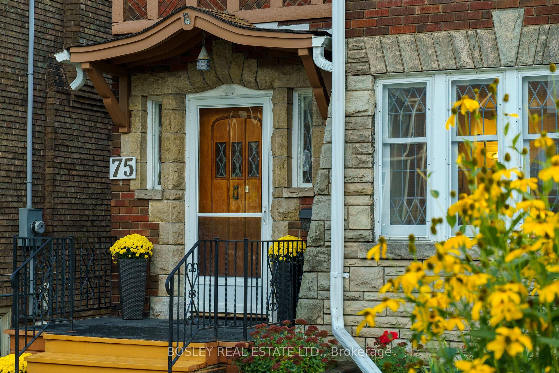 75 Willowbank Blvd, Toronto, ON M5N1G7 | 3 Bedroom 3 Bathroom Detached House | Image 35