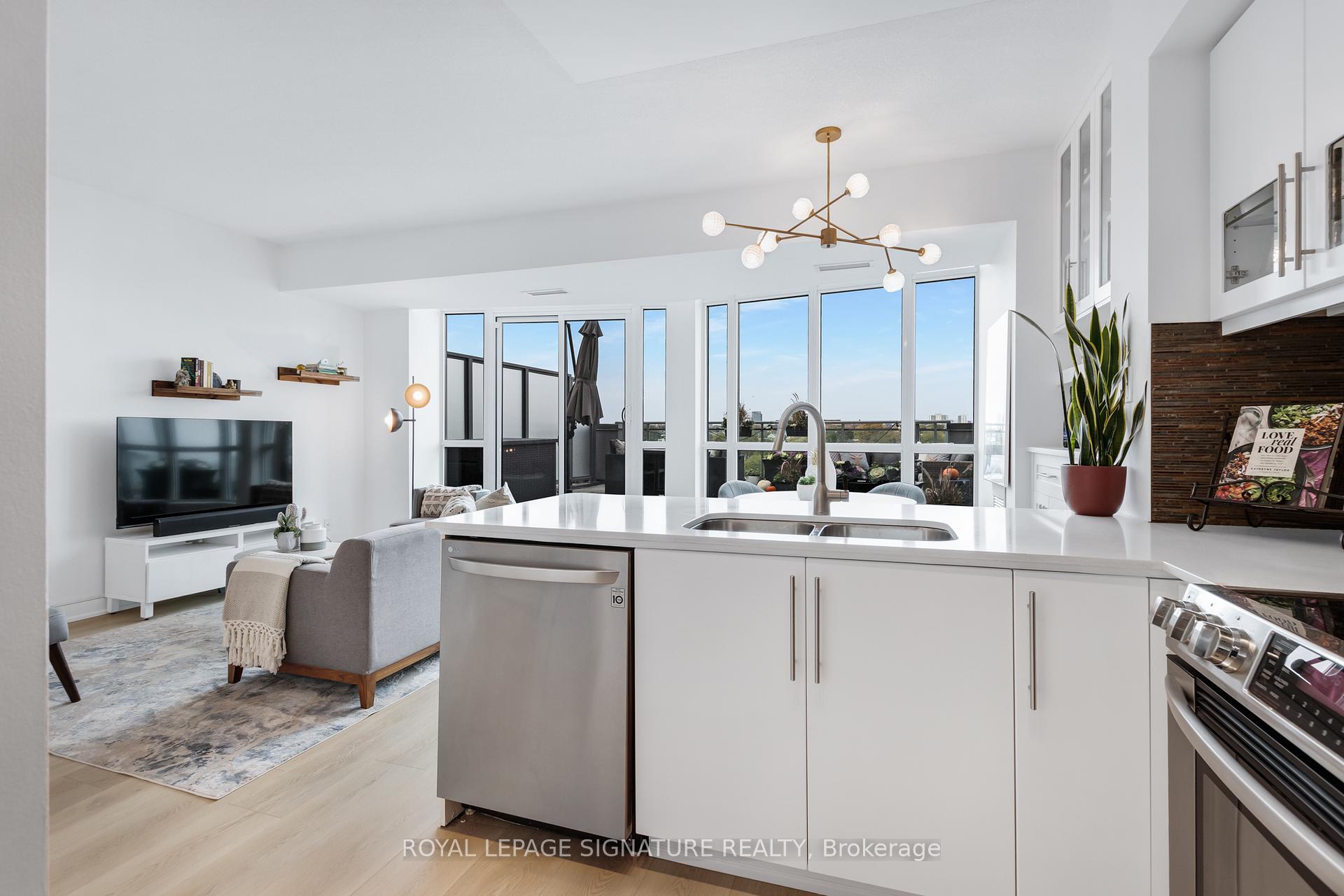 #716 - 1169 Queen St W, Toronto, ON M6J1J4 | 2 Bedroom 2 Bathroom Condo Apt | Image 11