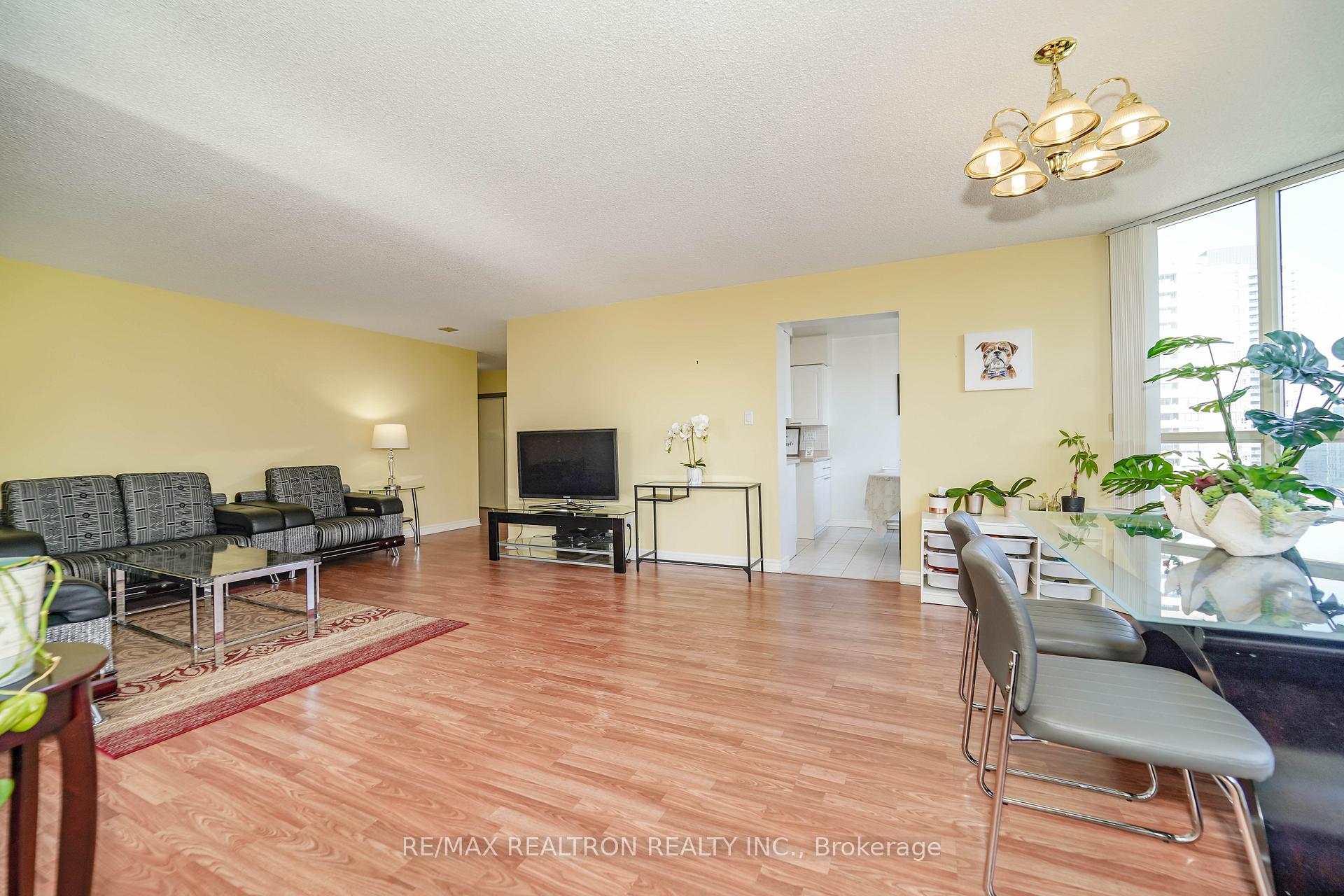#1211 - 30 Greenfield Ave, Toronto, ON M2N6N3 | 3 Bedroom 3 Bathroom Condo Apt | Image 14