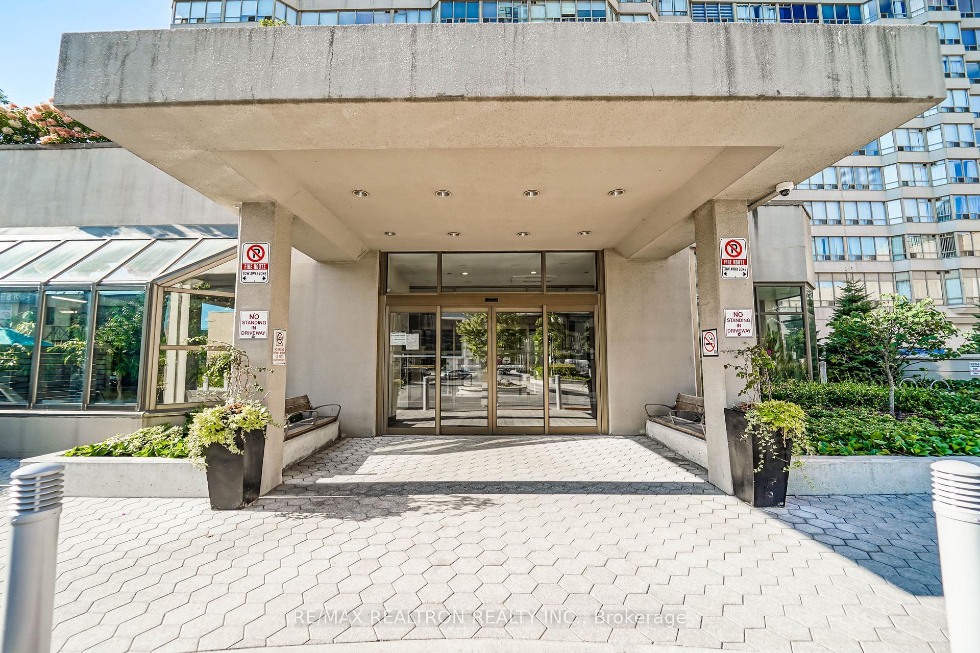 #1211 - 30 Greenfield Ave, Toronto, ON M2N6N3 | 3 Bedroom 3 Bathroom Condo Apt | Image 2
