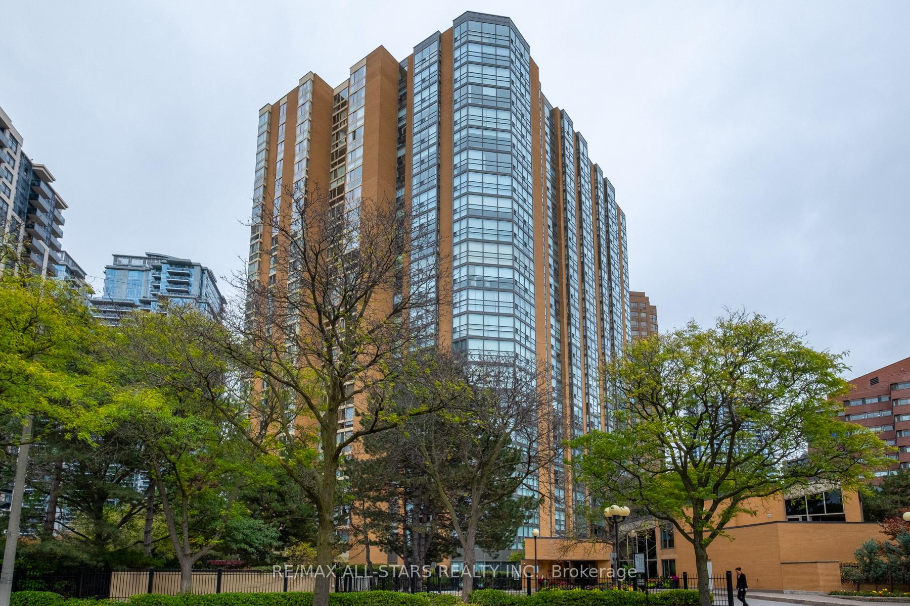 #804 - 131 Beecroft Rd, Toronto, ON M2N6G9 | 2 Bedroom 2 Bathroom Condo Apt | Image 1