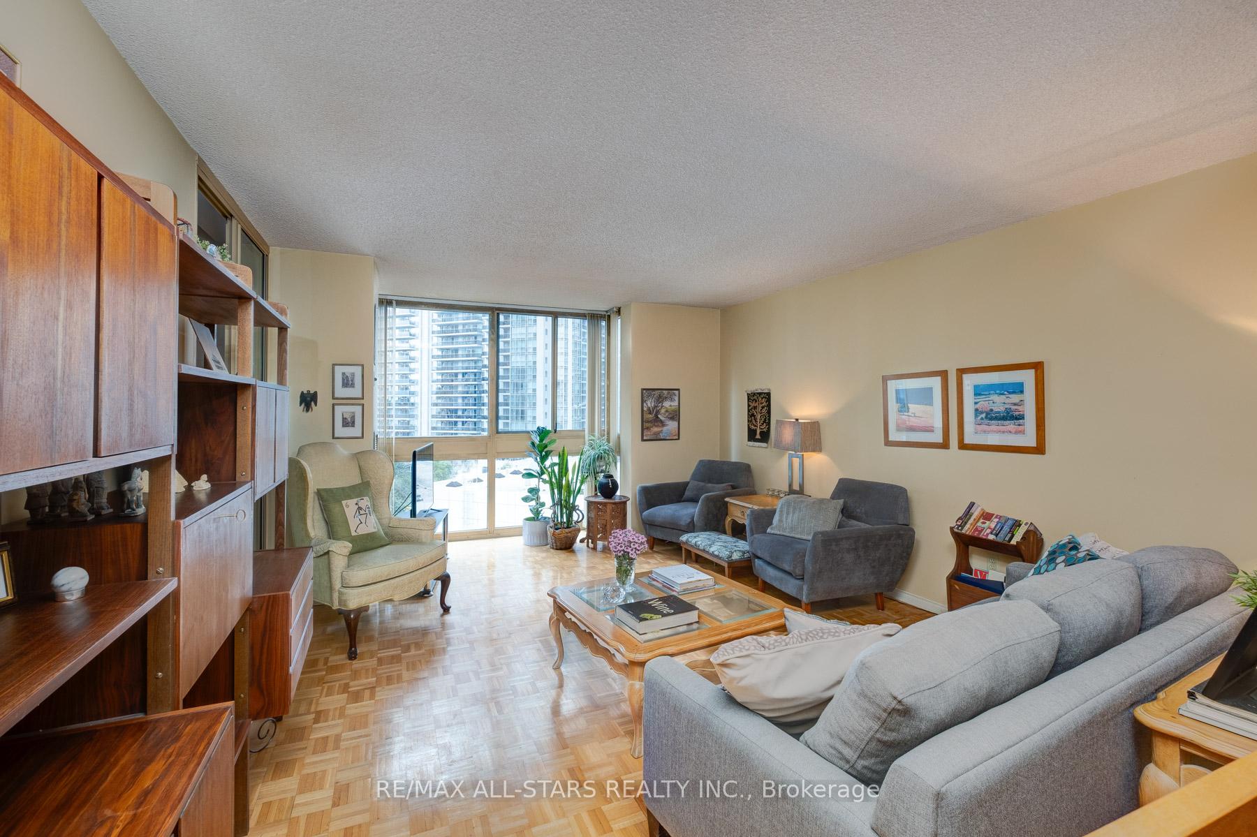#804 - 131 Beecroft Rd, Toronto, ON M2N6G9 | 2 Bedroom 2 Bathroom Condo Apt | Image 13