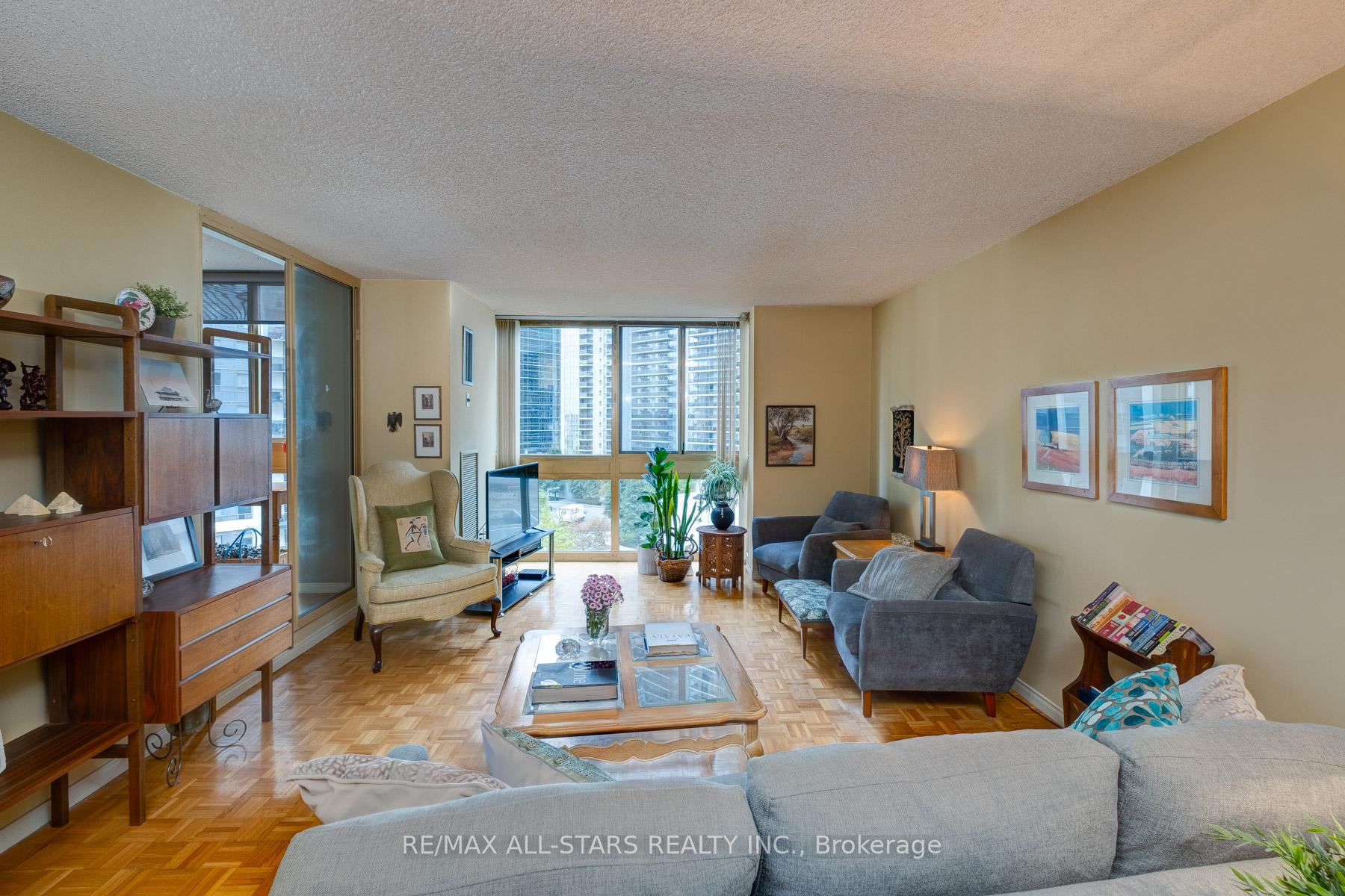 #804 - 131 Beecroft Rd, Toronto, ON M2N6G9 | 2 Bedroom 2 Bathroom Condo Apt | Image 14