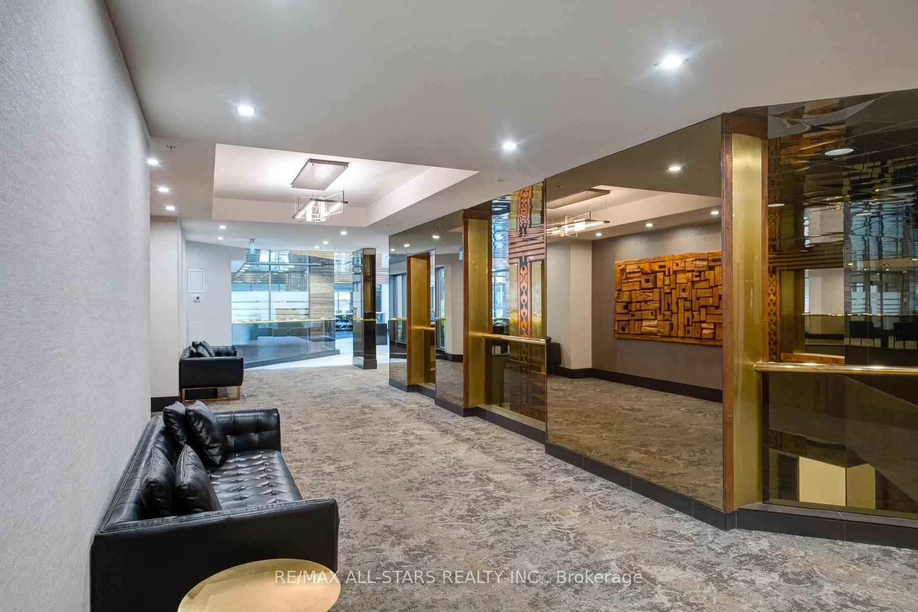 #804 - 131 Beecroft Rd, Toronto, ON M2N6G9 | 2 Bedroom 2 Bathroom Condo Apt | Image 4