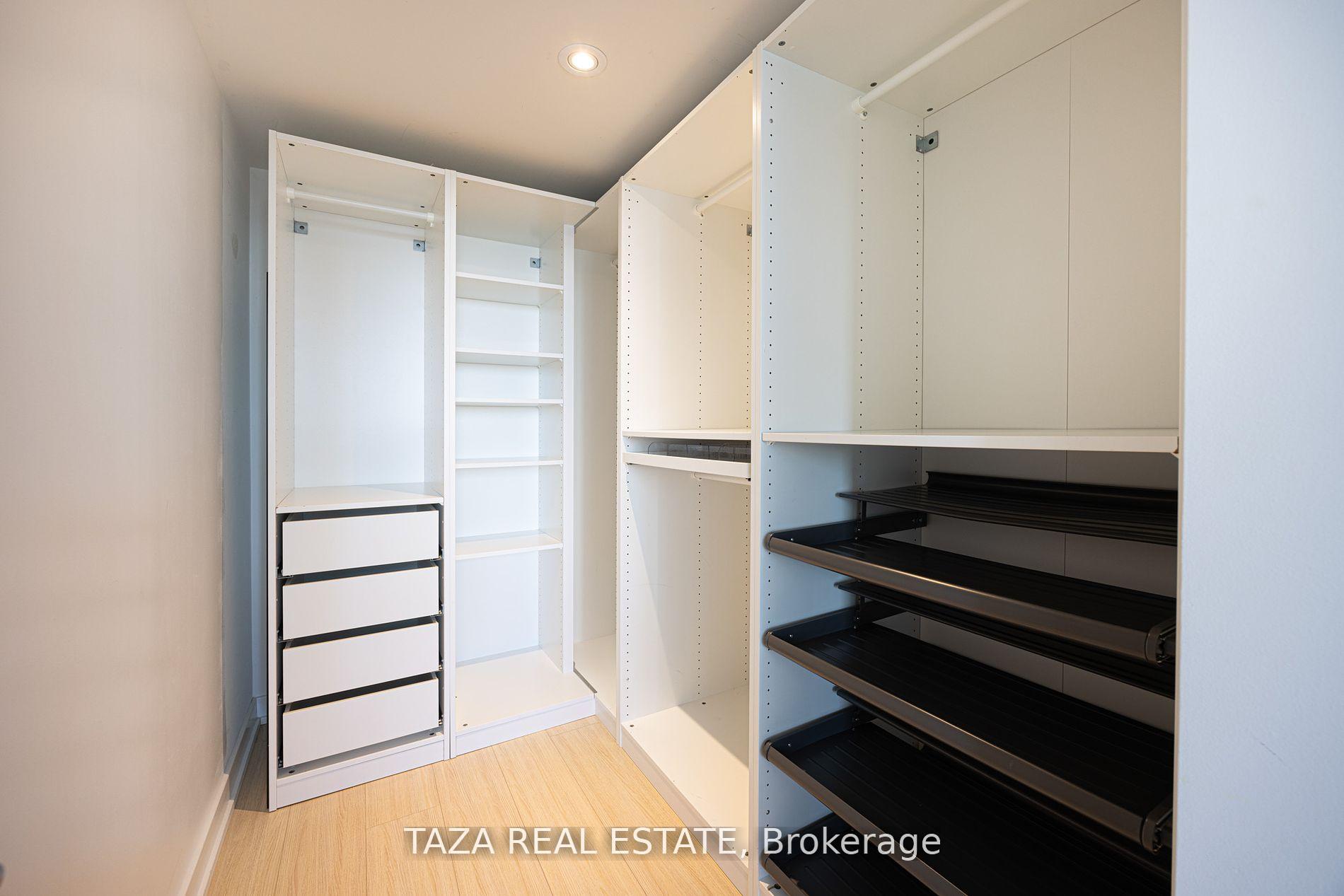 #1006 - 85 Queens Wharf Rd, Toronto, ON M5V0J9 | 3 Bedroom 2 Bathroom Condo Apt | Image 15