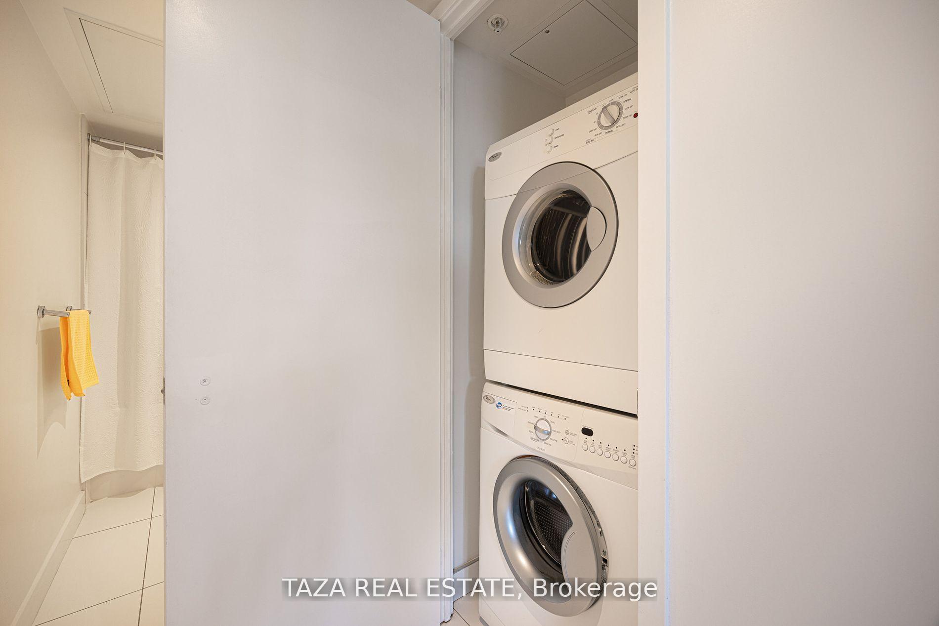 #1006 - 85 Queens Wharf Rd, Toronto, ON M5V0J9 | 3 Bedroom 2 Bathroom Condo Apt | Image 24