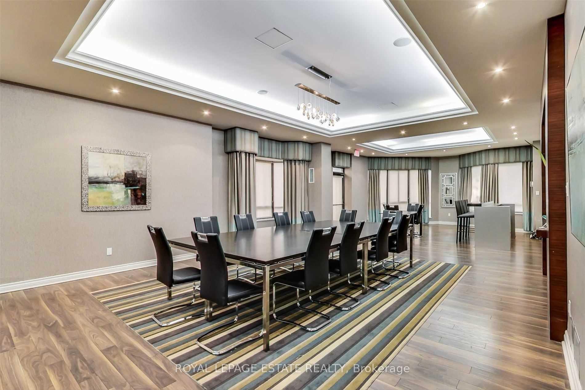 #Ph3 - 280 Simcoe St, Toronto, ON M5T2Y5 | 2 Bedroom 2 Bathroom Condo Apt | Image 15