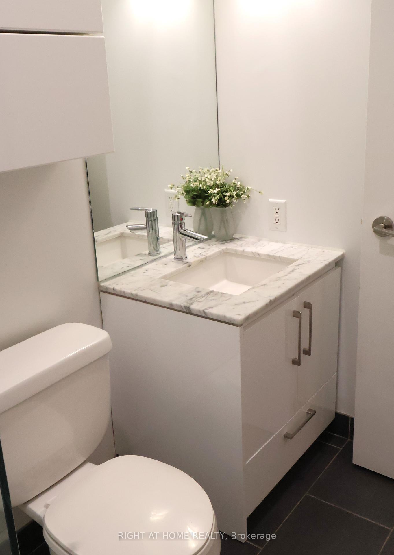 #208 - 33 Mill St, Toronto, ON M5A3R3 | 1 Bedroom 1 Bathroom Condo Apt | Image 8