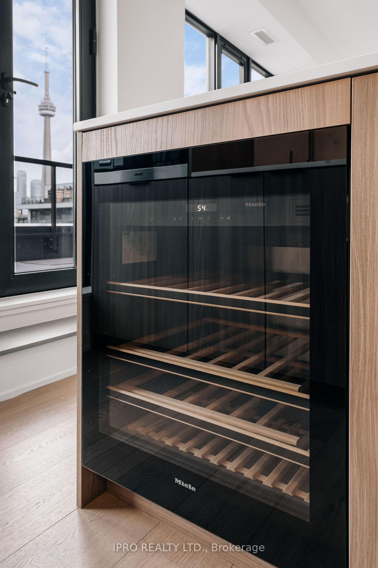 #903 - 123 Portland St, Toronto, ON M5V2N4 | 3 Bedroom 4 Bathroom Condo Apt | Image 12