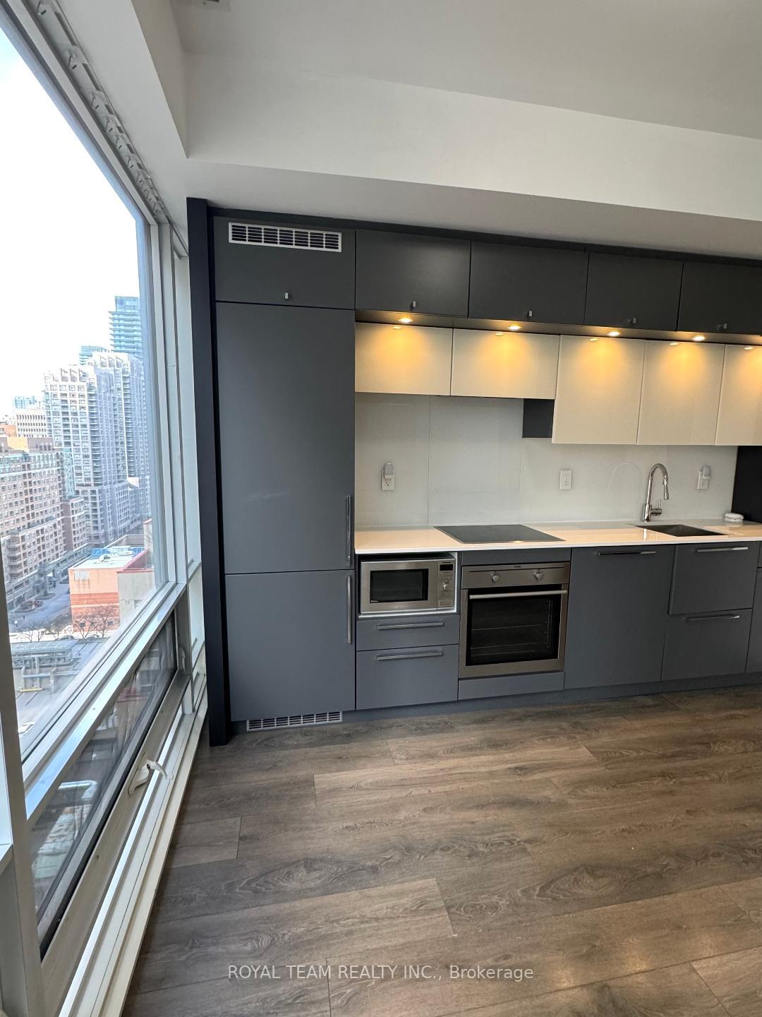 #1704 - 15 Grenville St, Toronto, ON M4Y0B9 | 0 Bedroom 1 Bathroom Condo Apt | Image 3