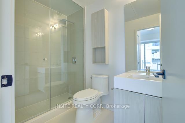 #401 - 60 Tannery Rd, Toronto, ON M5A0S8 | 2 Bedroom 2 Bathroom Condo Apt | Image 13