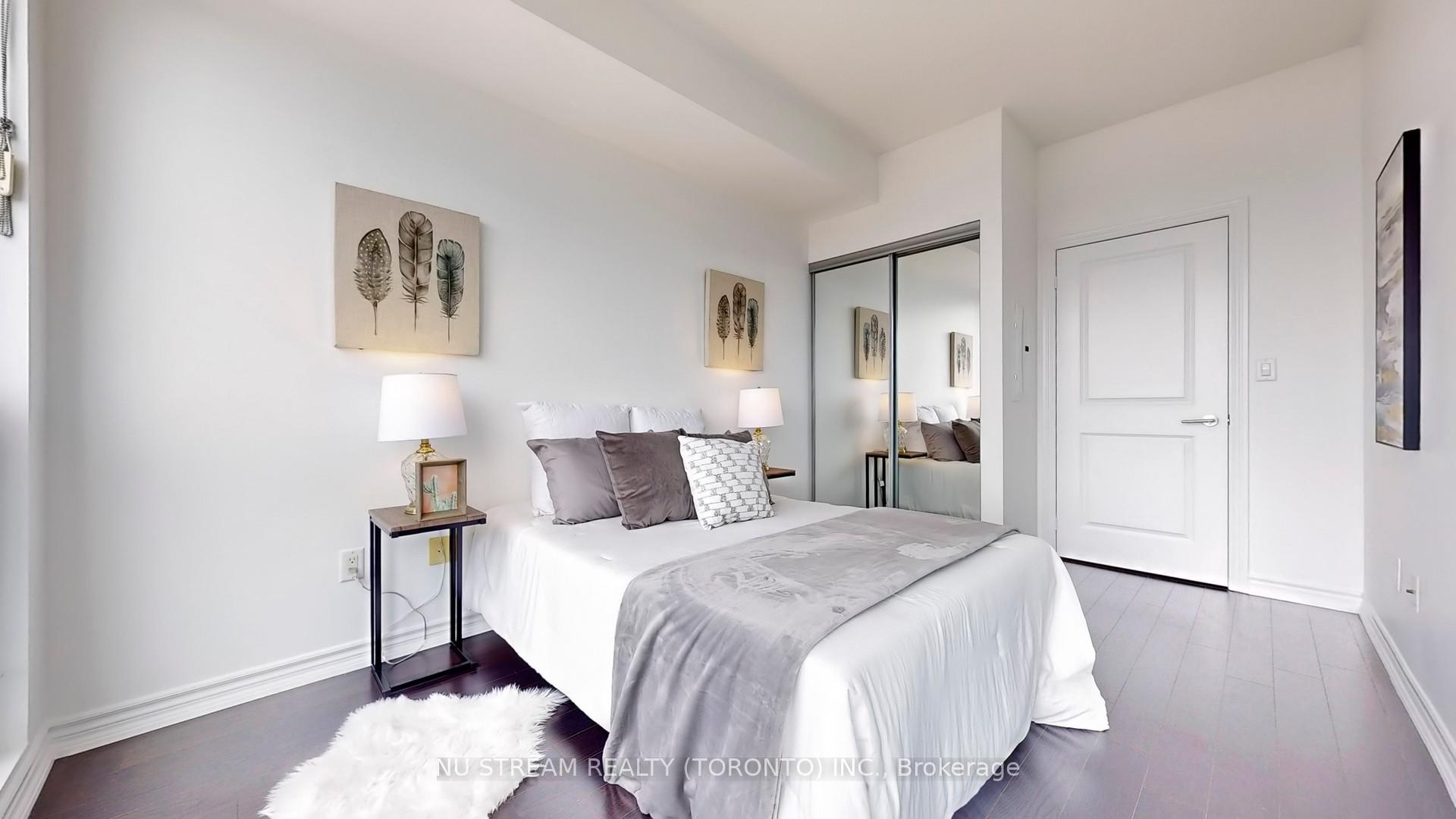 #4812 - 386 Yonge St, Toronto, ON M5B0A5 | 1 Bedroom 1 Bathroom Condo Apt | Image 10