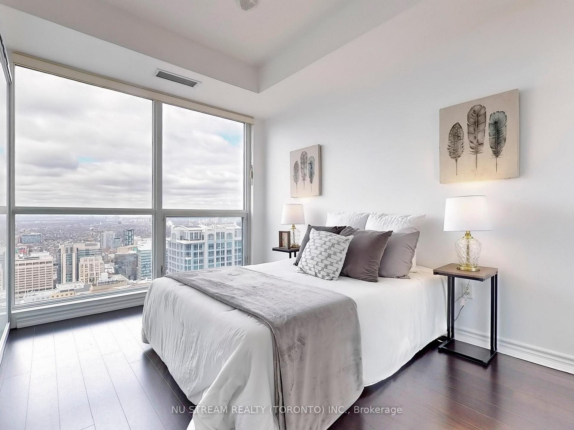 #4812 - 386 Yonge St, Toronto, ON M5B0A5 | 1 Bedroom 1 Bathroom Condo Apt | Image 23