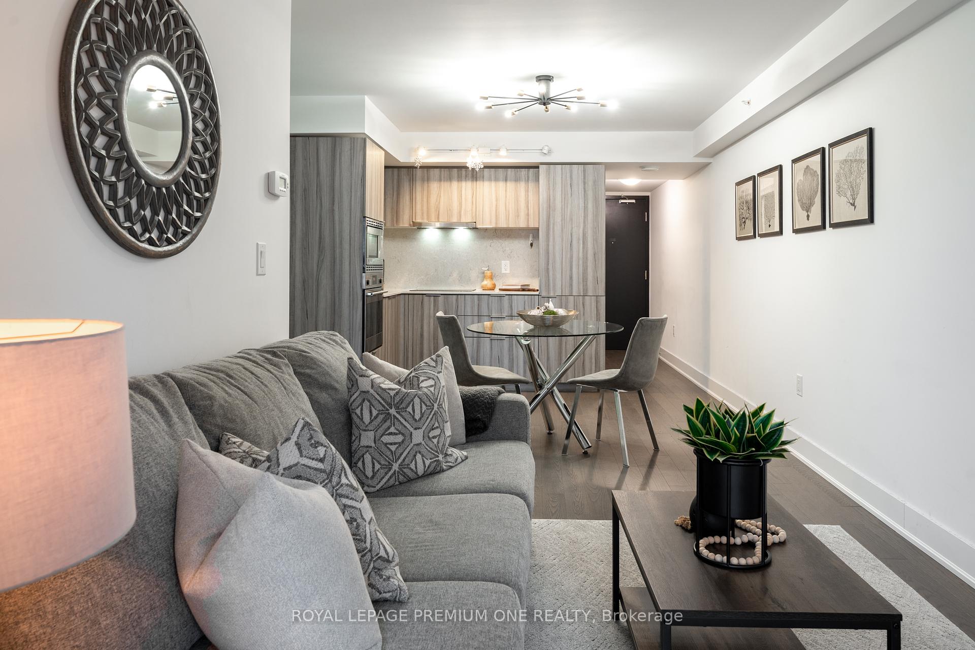 #2019 - 955 Bay St, Toronto, ON M5S0C6 | 1 Bedroom 1 Bathroom Condo Apt | Image 10