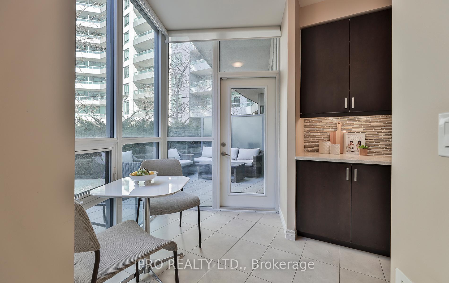 #211 - 19 Grand Trunk Cres, Toronto, ON M5J3A3 | 2 Bedroom 2 Bathroom Condo Apt | Image 10
