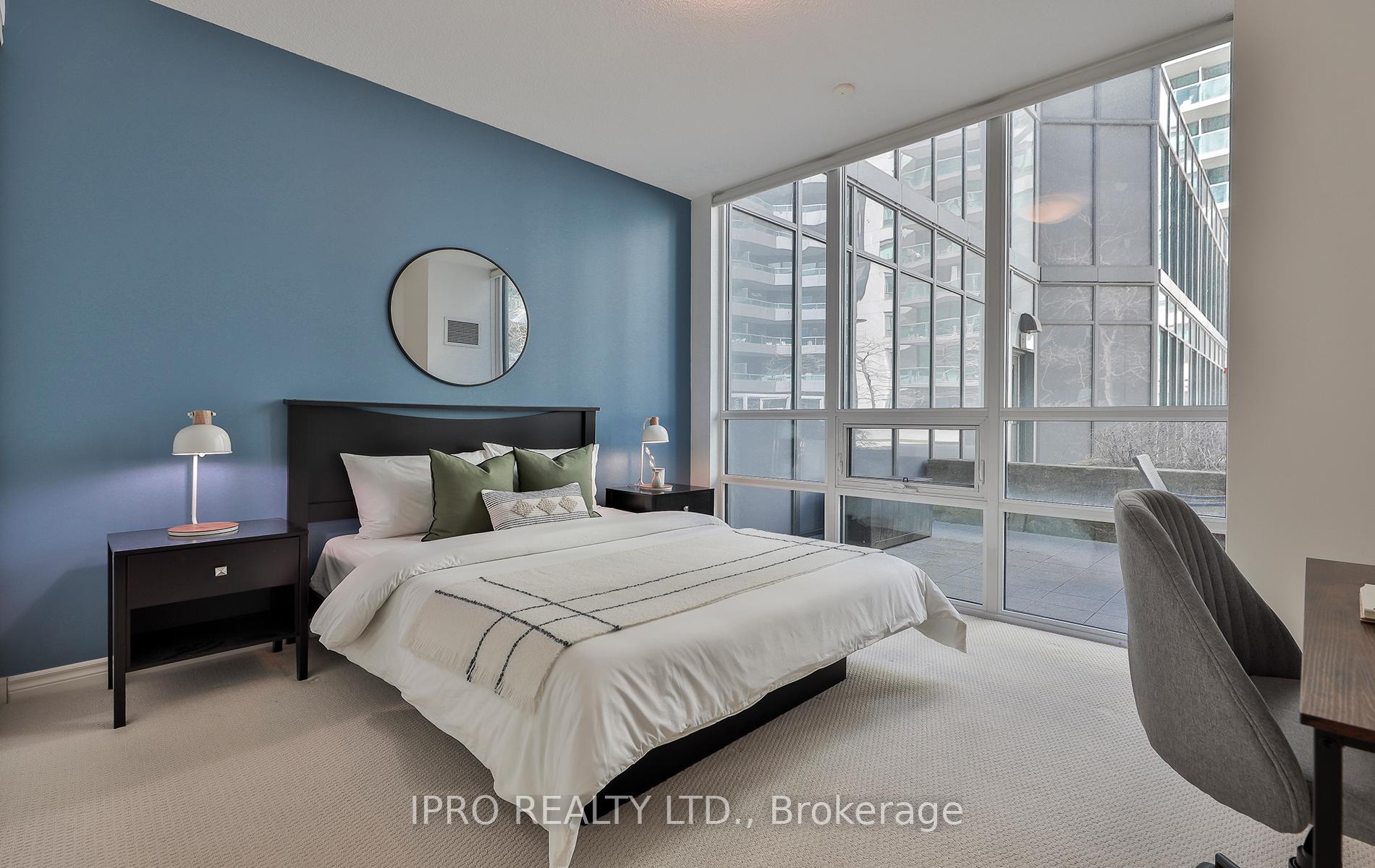 #211 - 19 Grand Trunk Cres, Toronto, ON M5J3A3 | 2 Bedroom 2 Bathroom Condo Apt | Image 15