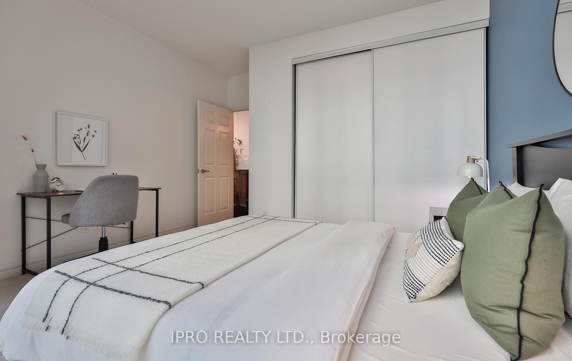 #211 - 19 Grand Trunk Cres, Toronto, ON M5J3A3 | 2 Bedroom 2 Bathroom Condo Apt | Image 18