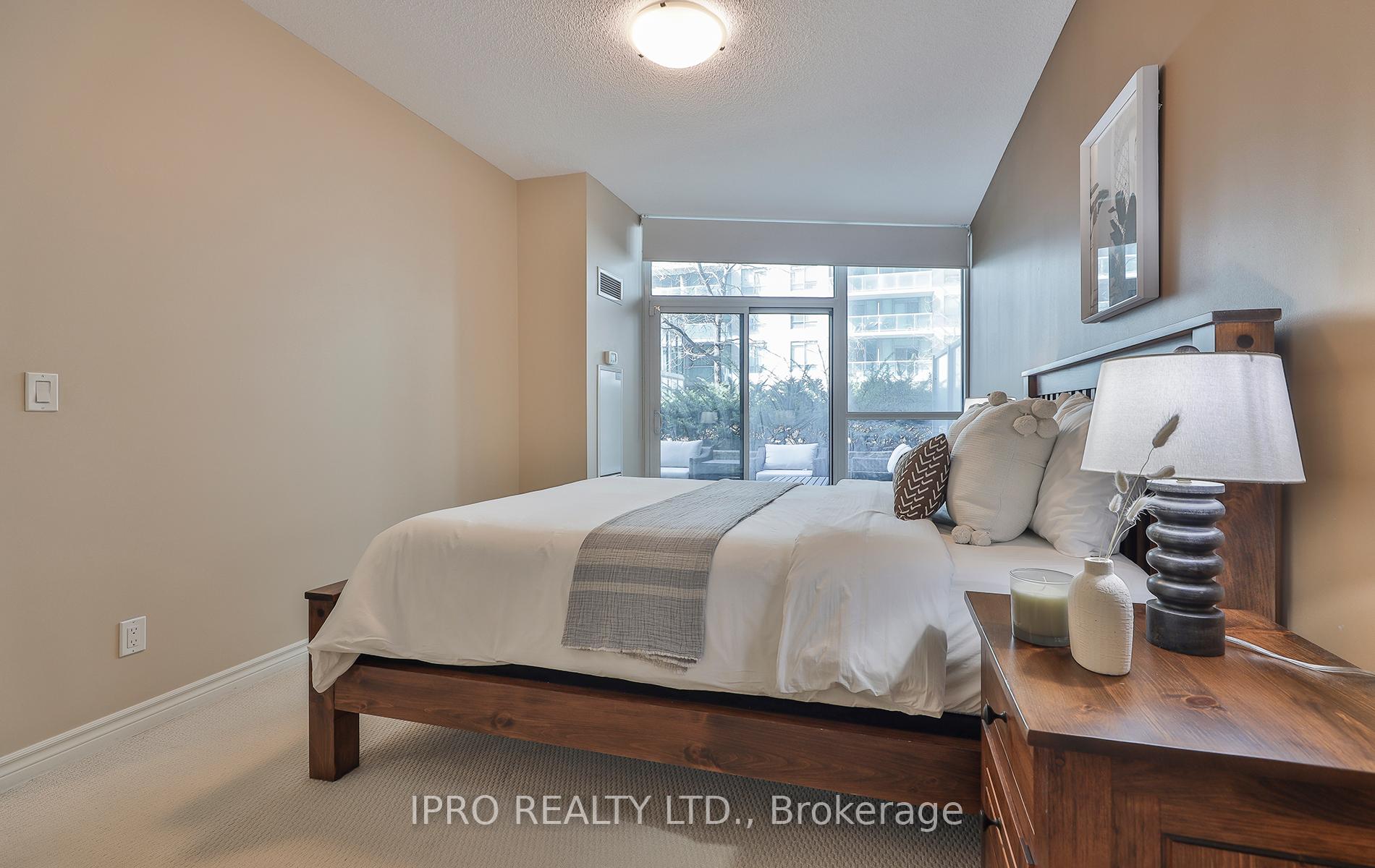 #211 - 19 Grand Trunk Cres, Toronto, ON M5J3A3 | 2 Bedroom 2 Bathroom Condo Apt | Image 20