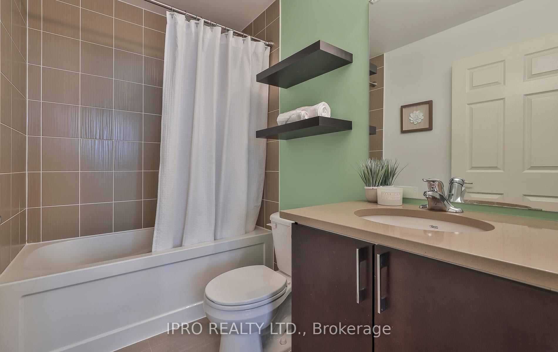 #211 - 19 Grand Trunk Cres, Toronto, ON M5J3A3 | 2 Bedroom 2 Bathroom Condo Apt | Image 22