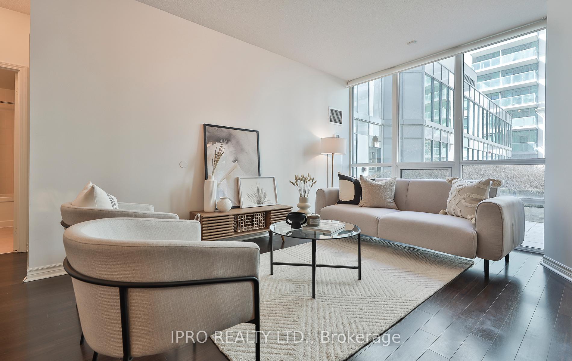 #211 - 19 Grand Trunk Cres, Toronto, ON M5J3A3 | 2 Bedroom 2 Bathroom Condo Apt | Image 3