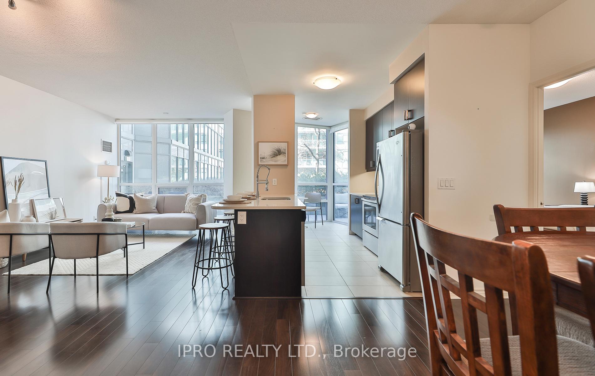 #211 - 19 Grand Trunk Cres, Toronto, ON M5J3A3 | 2 Bedroom 2 Bathroom Condo Apt | Image 6