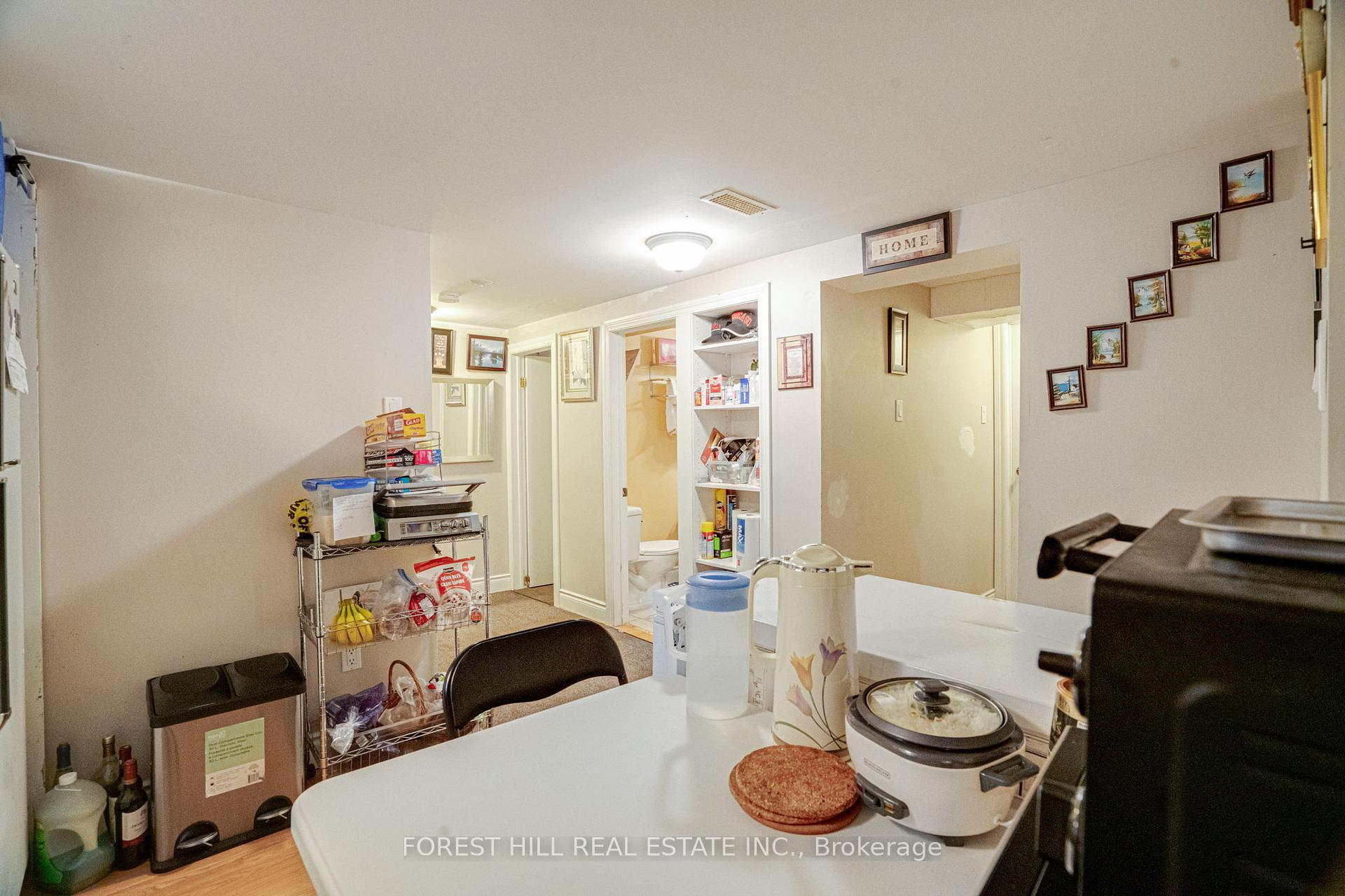 19 MCALLISTER Rd, Toronto, ON M3H2N1 | 3 Bedroom 2 Bathroom Detached House | Image 15