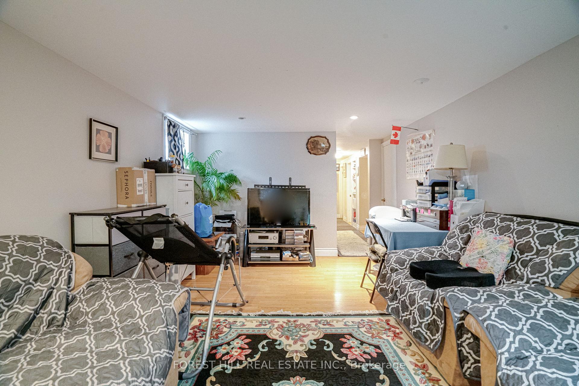 19 MCALLISTER Rd, Toronto, ON M3H2N1 | 3 Bedroom 2 Bathroom Detached House | Image 19