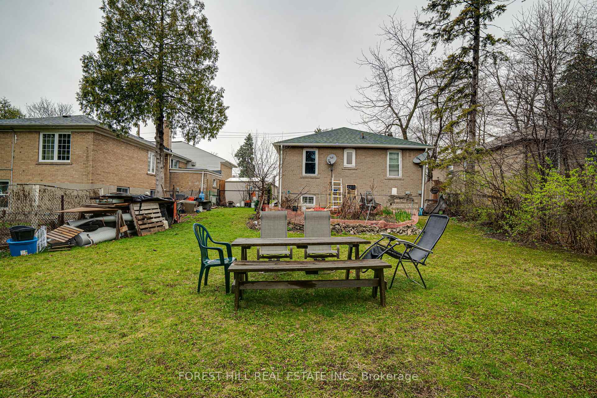 19 MCALLISTER Rd, Toronto, ON M3H2N1 | 3 Bedroom 2 Bathroom Detached House | Image 21