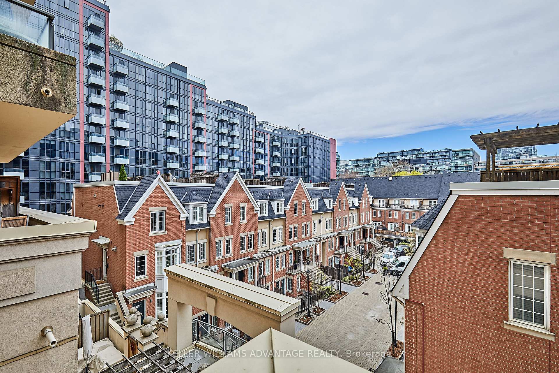 #423 - 550 Front St W, Toronto, ON M5V3N5 | 1 Bedroom 1 Bathroom Condo Apt | Image 13