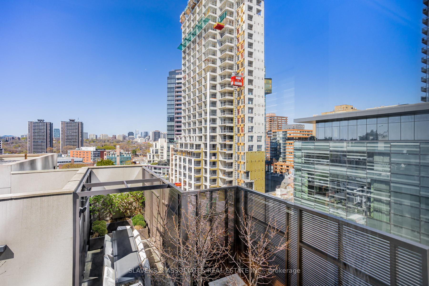 #1002 - 68 Yorkville Ave, Toronto, ON M5R3V7 | 2 Bedroom 3 Bathroom Condo Apt | Image 34