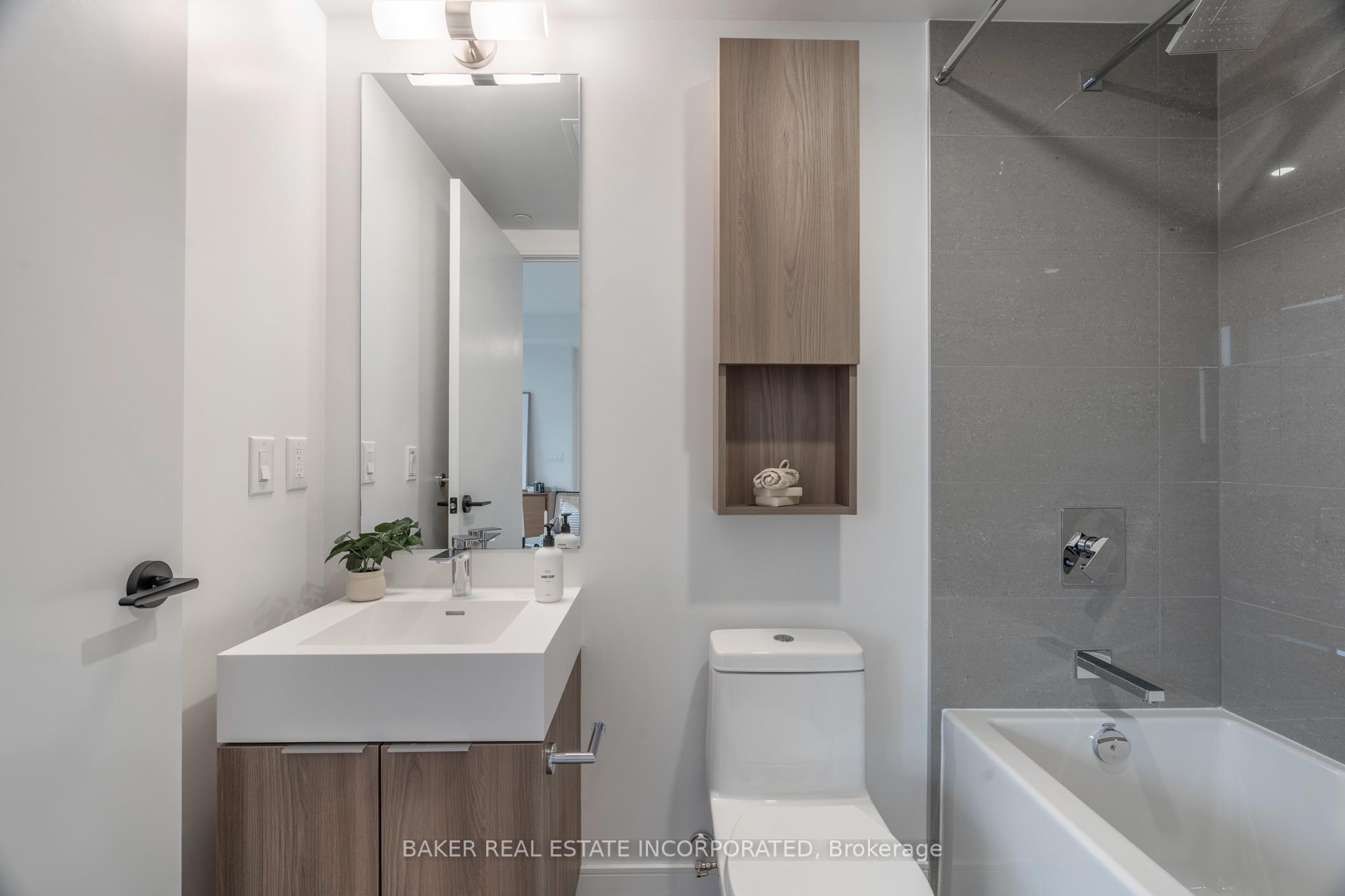 #S550 - 180 Mill St, Toronto, ON M5A0V7 | 1 Bedroom 1 Bathroom Condo Apt | Image 6