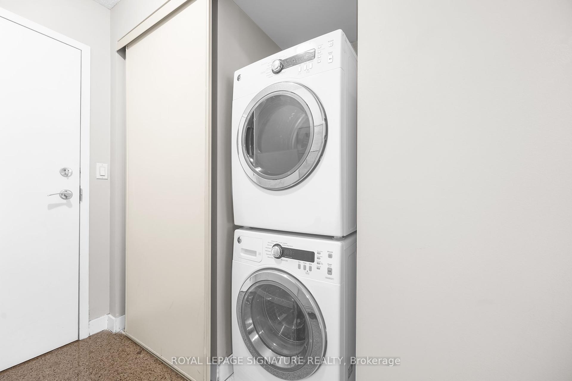 #2309 - 381 Front St, Toronto, ON M5V3R8 | 1 Bedroom 1 Bathroom Condo Apt | Image 17