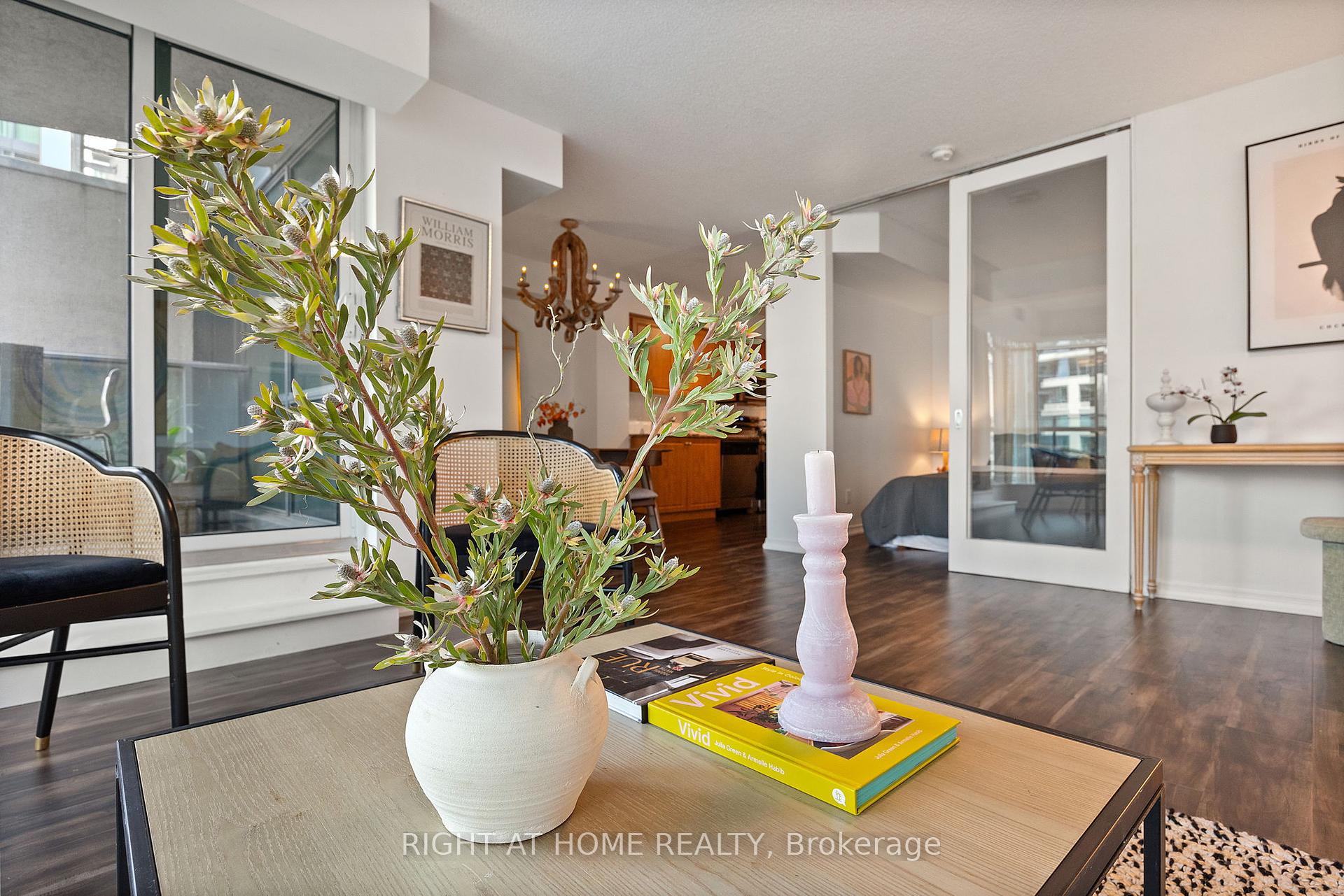 #419 - 215 Fort York Blvd, Toronto, ON M5V4A2 | 2 Bedroom 2 Bathroom Condo Apt | Image 15