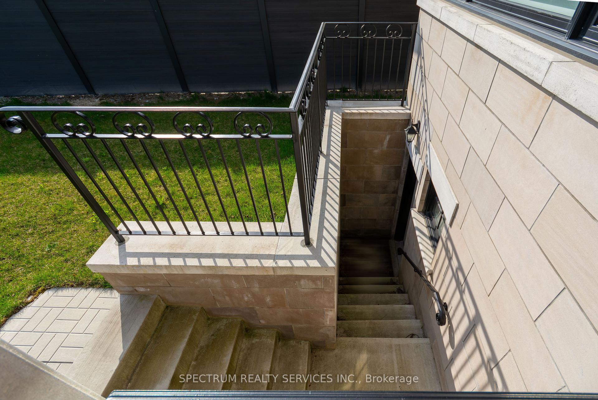 23 Ballyconnor Crt, Toronto, ON M2M4C6 | 4 Bedroom 7 Bathroom Detached House | Image 40