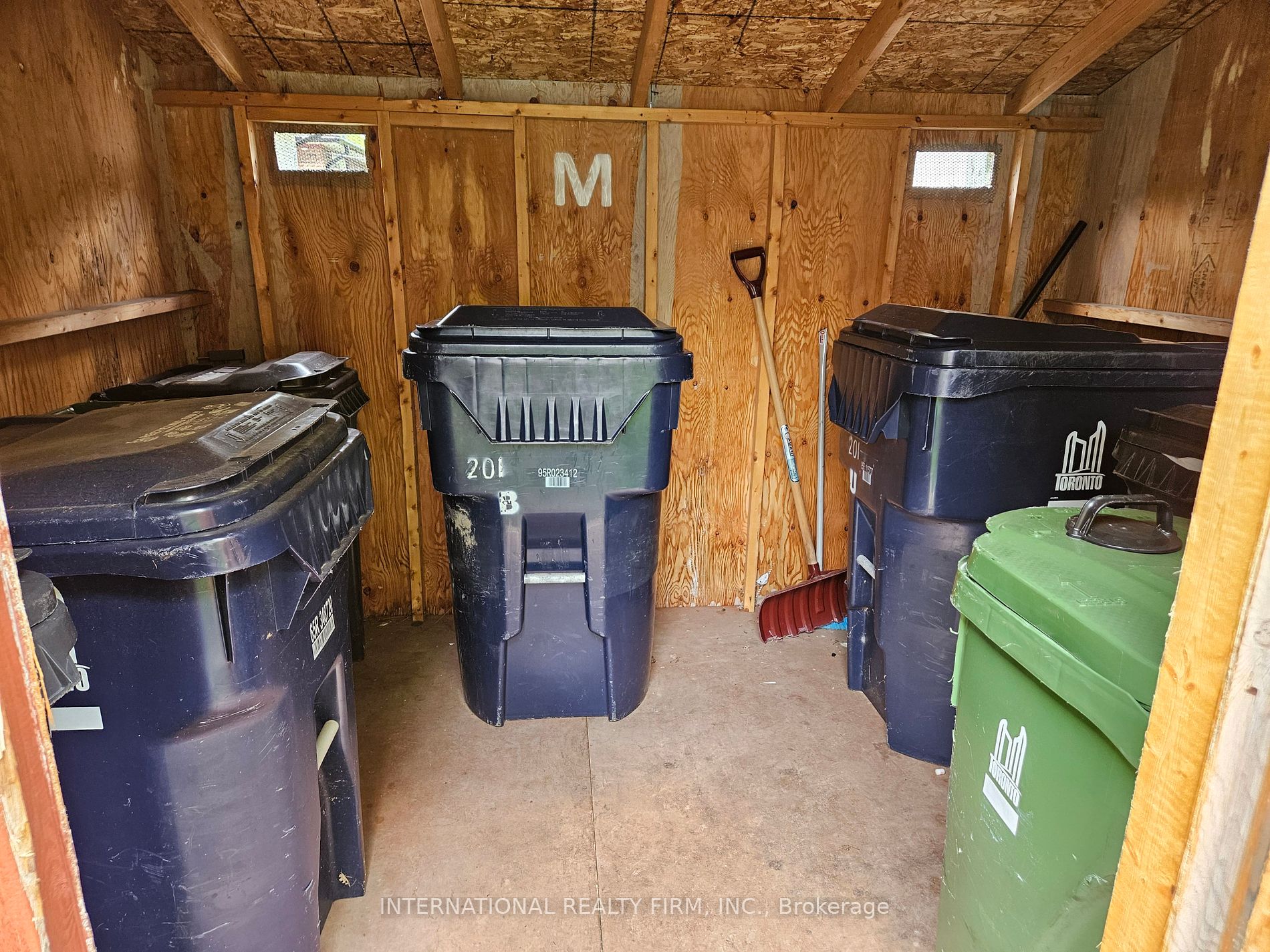 201 Bishop Ave, Toronto, ON M2M1Z7 | 5 Bedroom 3 Bathroom Detached House | Image 27