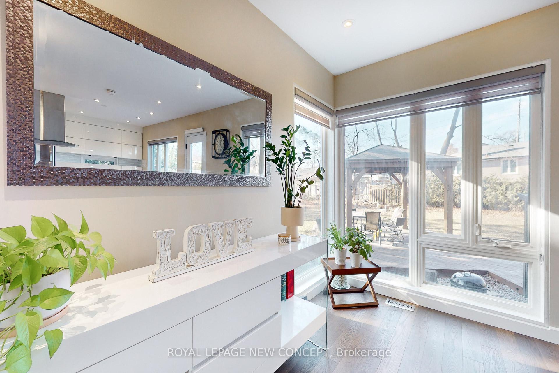 24 Fleetwell Crt, Toronto, ON M2R1L3 | 4 Bedroom 3 Bathroom Detached House | Image 11